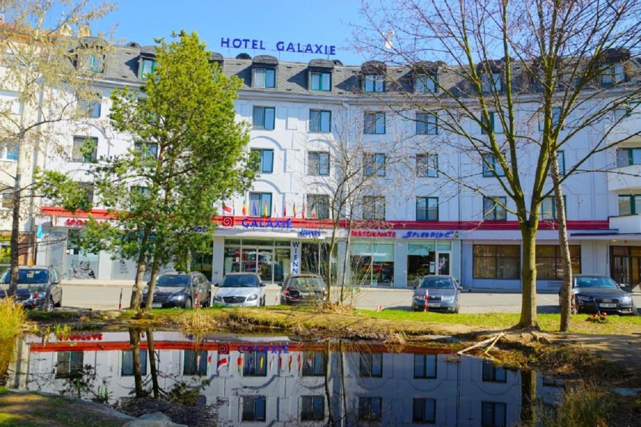 Galaxie Hotel Prag Exterior foto